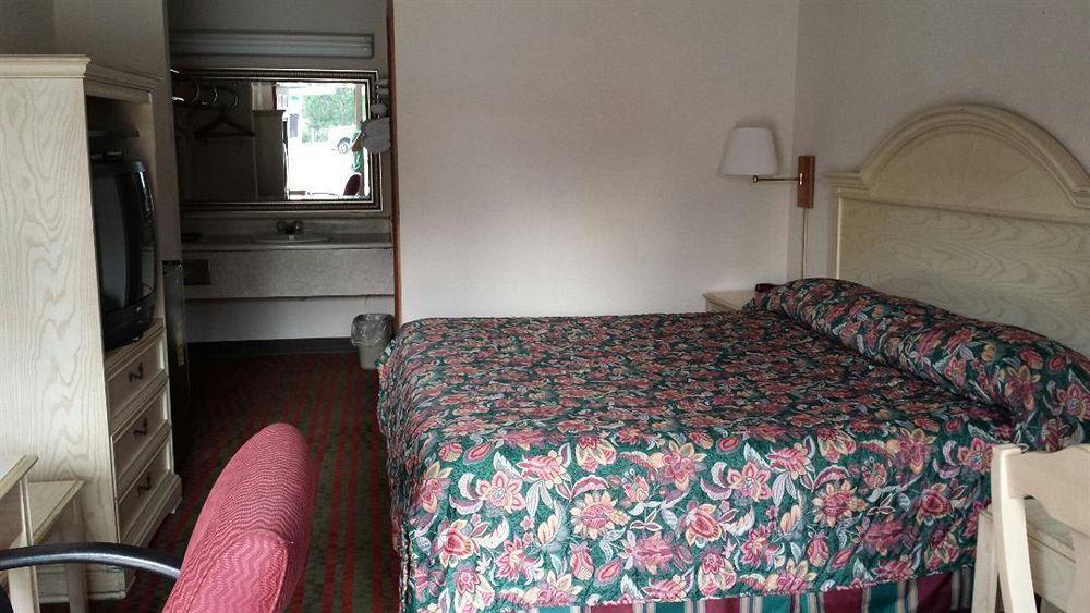 Western Motel - Jesup Extérieur photo
